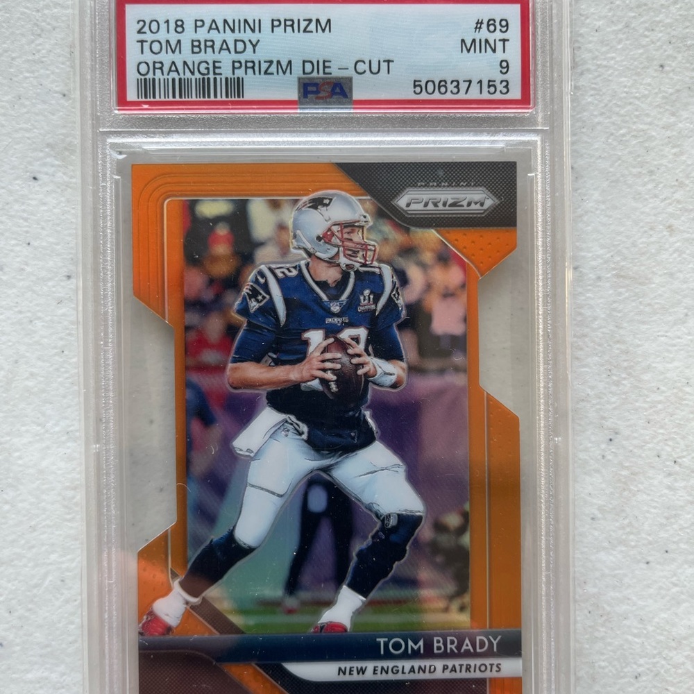 Tom Brady 2018 Panini Orange PRIZM Die-Cut PSA 9 mint